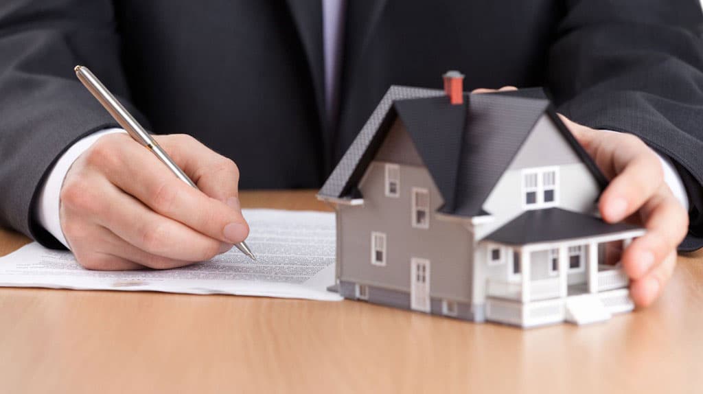 When Can a Body Corporate Issue a Remedial Action Notice to a Caretaker?